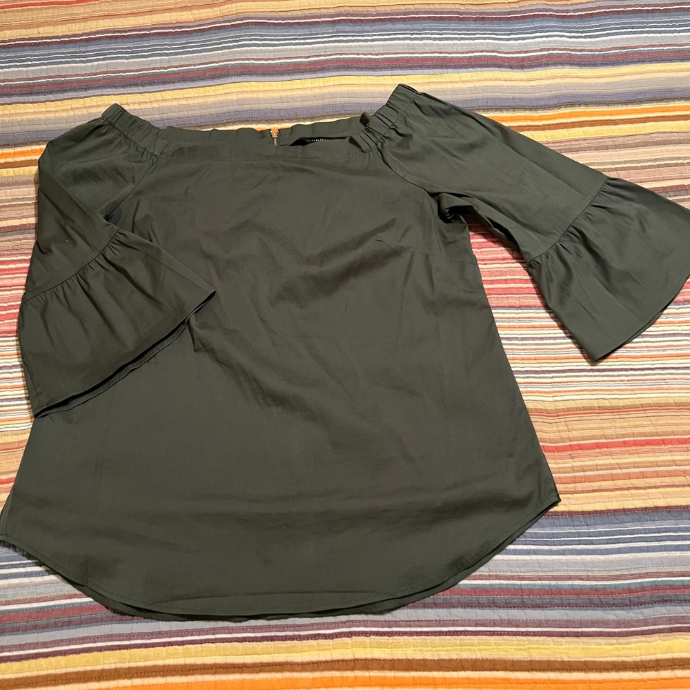 White House Black Market Off The Shoulder Ruffle Sleeve Top Green Size M‎